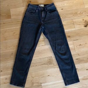 Everlane The Curvy Cheeky Jean - size 24 Crop